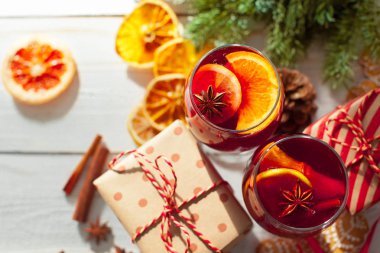 Noel mulled şarap ile baharat, yakın çekim