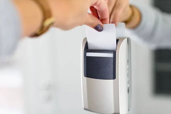 Close Female Hand Opening Keycard Electronic Lock — Stock Photo, Image