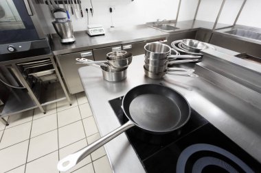 Soba sayaç modern restoran mutfak