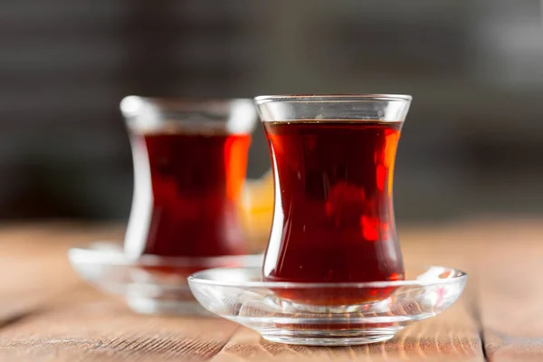 Thé Rouge Verres Turcs Sur Une Table Bois — Photo