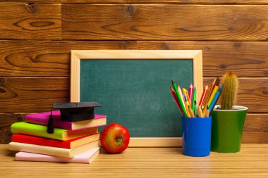 Okulun arka planına