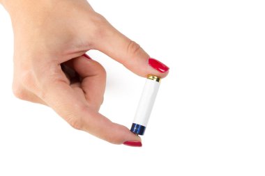 elinde pil resim kırpılmış