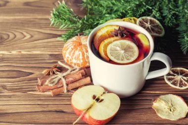 Noel lezzetli mulled şarap
