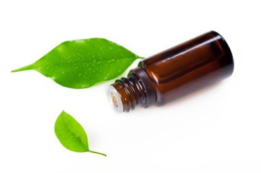 Spa petrol şişe ve beyaz yeşil defne yaprağı