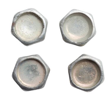 Beyaz arka plan üzerinde izole metal vida
