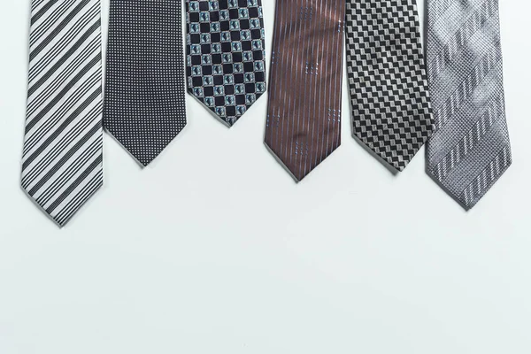 Cravatta Sfondo Bianco — Foto Stock