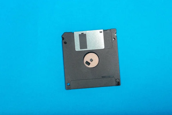 Bilgisayar Disket Üzerinde Mavi Arka Plan — Stok fotoğraf