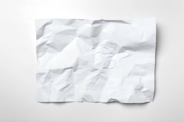 izole beyaz zemin üzerine beyaz buruşuk kağıt