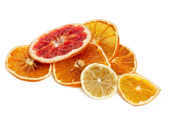 Gedroogde Citrusvruchten Geïsoleerd Wit — Stockfoto
