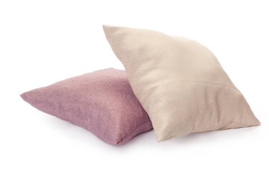 Beyaz arka plan üzerinde izole farklı yastıklar