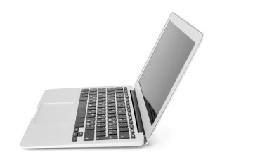 gri laptop beyaz zemin üzerine izole