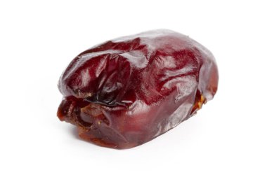 Beyaz arkaplanda izole edilmiş meyveler