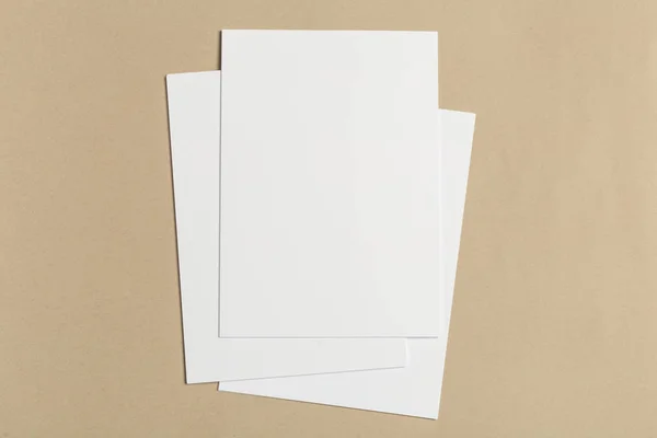 Cartão Visita Branco Mesa Madeira Retrato Branco — Fotografia de Stock