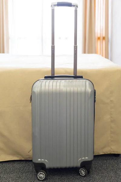Koffer Oder Gepäck Einem Modernen Hotelzimmer — Stockfoto