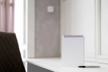 bir otel odasında notlar