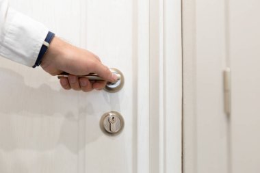 Bir otel kapı kavramı açma