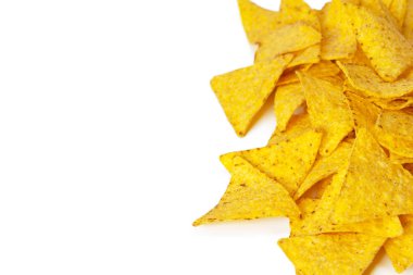 beyaz zemin üzerine Mısır cips