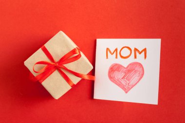 Mutlu Anneler Günü tebrik kartı şablonu