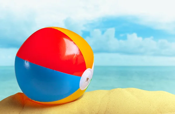 Крупным Планом Красочный Пляжный Мяч — стоковое фото