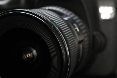 ayrıntılarda modern Dijital Slr fotoğraf makinesinin yakın çekim 