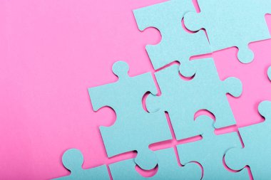 Puzzle parçaları ile metin için boş yer 