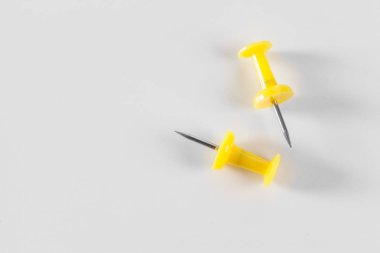 Beyaz arka plan üzerinde izole office düğmeleri