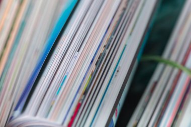 renkli dergi arka plan üzerinde Kapat