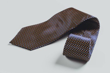 Şık erkek aksesuar - trendy kravat görünümü Kapat