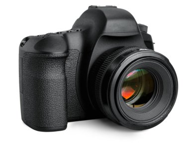 Siyah dslr kamera beyaz arkaplanda izole edildi
