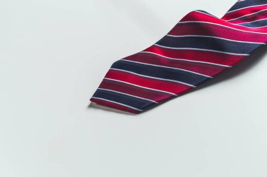 Şık erkek aksesuar - trendy kravat görünümü Kapat