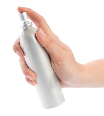 Kadın el ile beyaz arka plan üzerinde izole parfüm şişesi