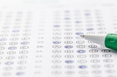 cevapları ile Test Puanı tablosunun görünümünü kapat