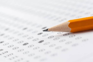 cevapları ile Test Puanı tablosunun görünümünü kapat