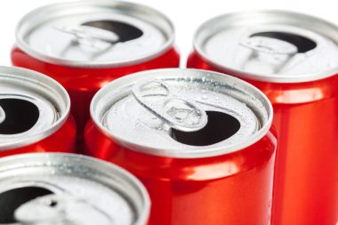 Boş geri dönüşüm kutu yakın çekim