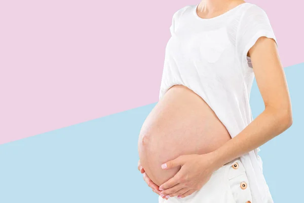 Retrato Joven Feliz Mujer Embarazada Sonriente — Foto de Stock