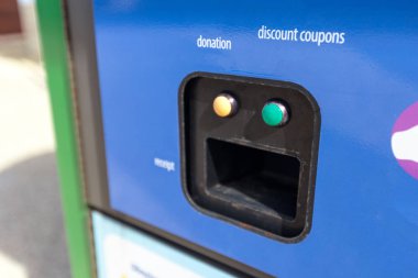 Geri dönüşüm Makinası otomat ters.