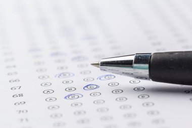 cevapları ile Test Puanı tablosunun görünümünü kapat