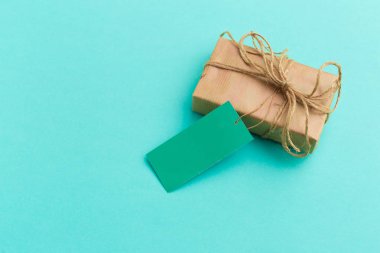 Hediye kutusunun üst görünümü