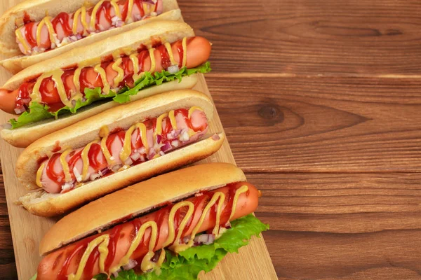 Közelkép Hot Dog Fából Készült Háttér — Stock Fotó