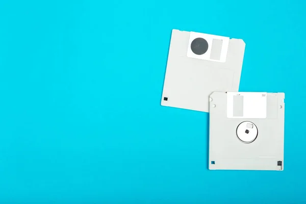 Disketler Renkli Arka Plan Üzerinde Yakın Çekim — Stok fotoğraf