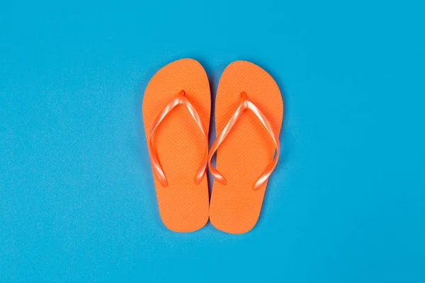 Flipflops Auf Blauem Hintergrund Ansicht Von Oben — Stockfoto