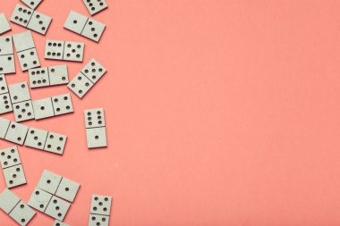 Closeup domino oyunu