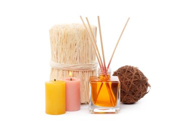 Oda spreyi üzerinde izole beyaz arka plan sopa