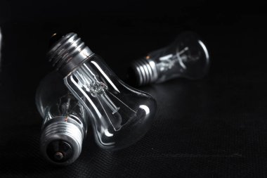 edison ışık ampuller siyah backgorund karşı yakın çekim 