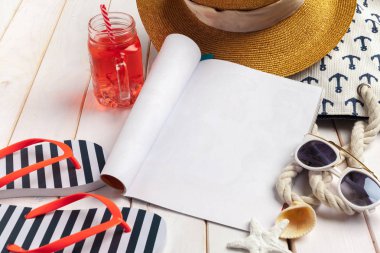 Yazma günlük yaz plaj tatil kavramı