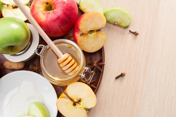 Jewish Holiday Rosh Hashanah Background Honey Apples Wooden Table — Stock Photo, Image