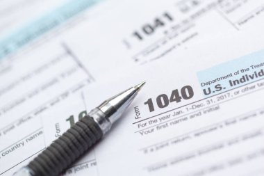 Vergi zamanı. Kavram görüntü.