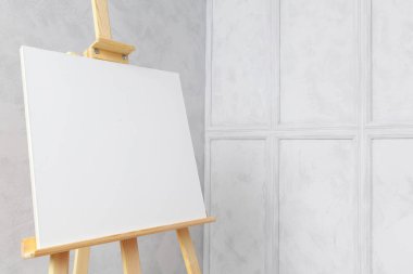 Modern ahşap şövale ayakta odasında