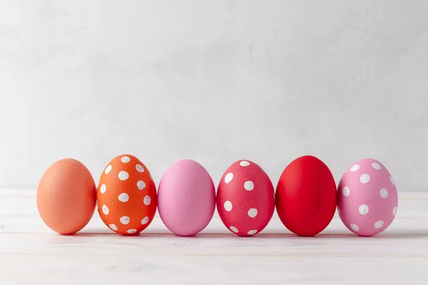 五颜六色的蛋的复活节假日背景 — 图库照片