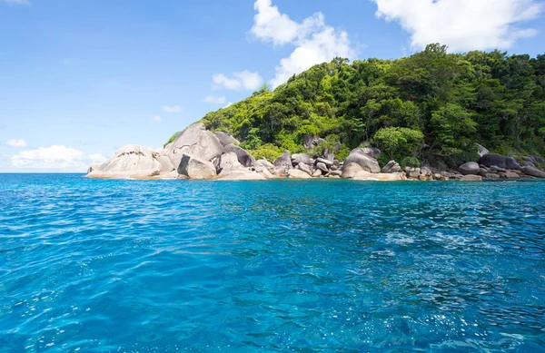 Bellissimo Paesaggio Con Mare Rocce — Foto Stock